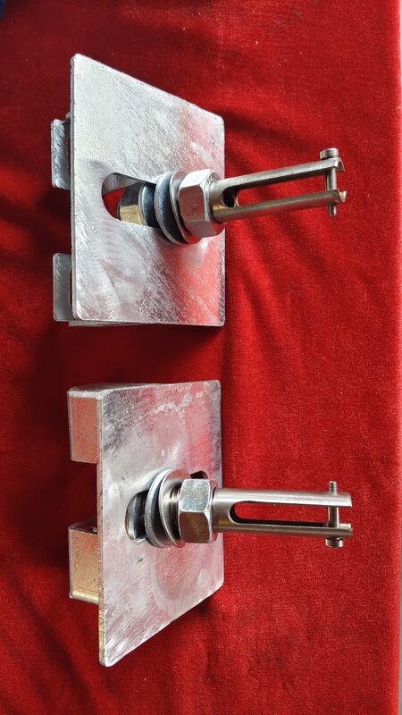 AC 380-690V Rated Operate Voltage Waterproof Sliding Electrical Line 5P Number of Poles Durable for Industrial Applications