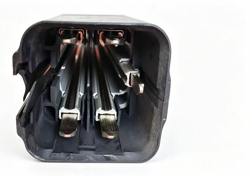 Withstand current 4.5KA Multipole Slide Wire Switch offering vibration and shock resistance 10-2000HZ perfect for electrical circuit control